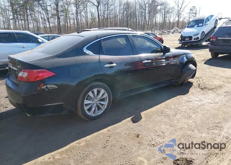 2011 Infiniti M37X z USA, uszkodzony, nr VIN JN1BY1AR6BM374101